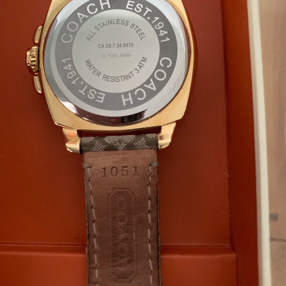 Signature Coach Watch